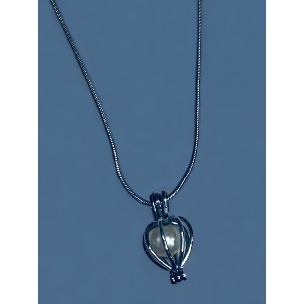Vintage Caged Pearl Pendant Necklace Silvertone Snake Chain 16.5-17.5 Inches